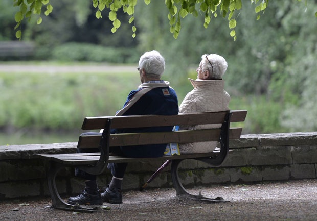 Од данас веће плате и пензије